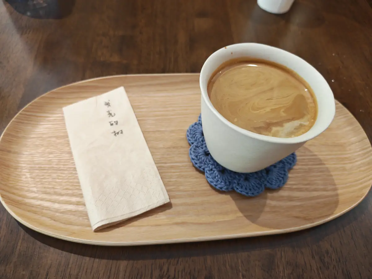 咖啡秋和SHEEVER(宏丰·皇城水岸店)